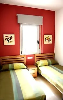 Hotur Via Augusta 2*